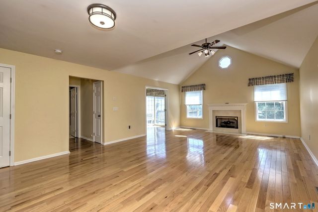 65 Elizabeth Circle 65, Newtown, CT 06482