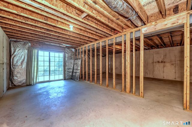 65 Elizabeth Circle 65, Newtown, CT 06482