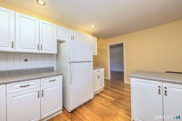 65 Elizabeth Circle 65, Newtown, CT 06482