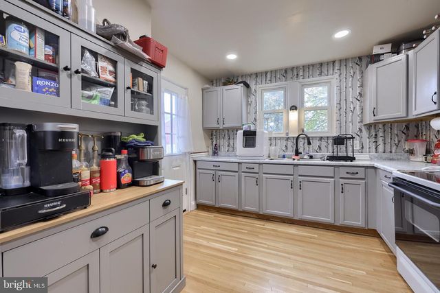 107 W SUNSET AVE, Ephrata, PA 17522