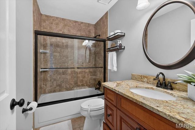 14852 Greenleaf Valley Drive, Chesterfield, MO 63017