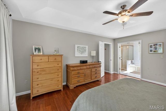 14852 Greenleaf Valley Drive, Chesterfield, MO 63017