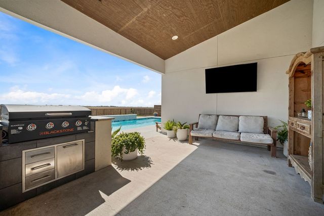 2326 Loxley Dr, Corpus Christi, TX 78415