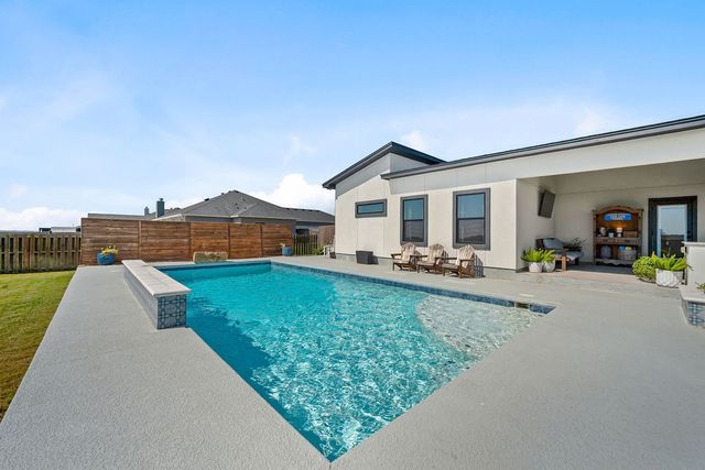 2326 Loxley Dr, Corpus Christi, TX 78415