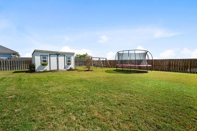 2326 Loxley Dr, Corpus Christi, TX 78415