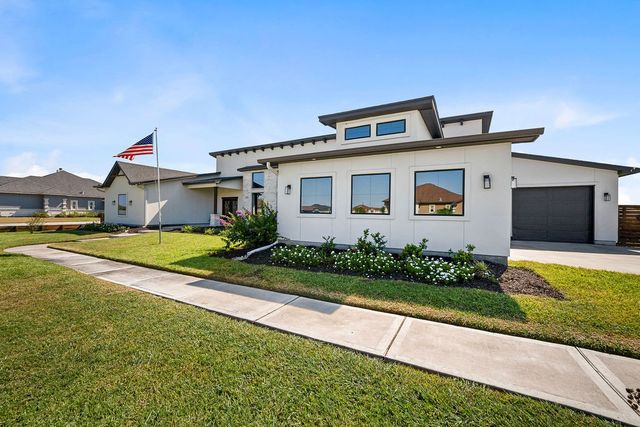 2326 Loxley Dr, Corpus Christi, TX 78415