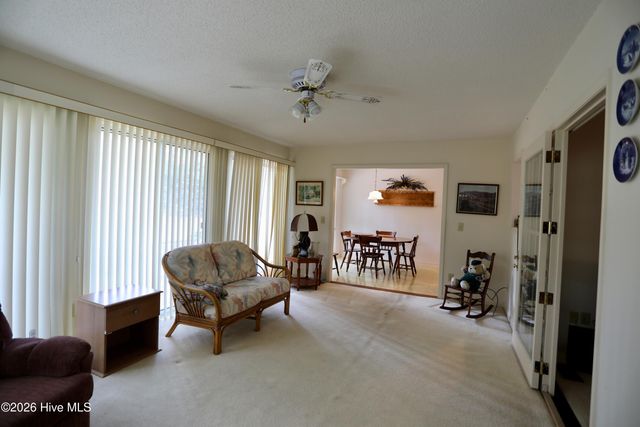 33 Shadow Lane, Whispering Pines, NC 28327
