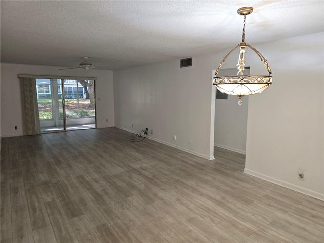 2103 Lucaya Bnd C-1, Coconut Creek, FL 33066