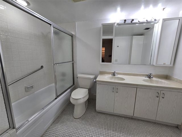 2103 Lucaya Bnd C-1, Coconut Creek, FL 33066