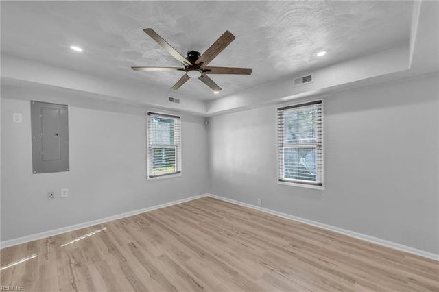 355 Ivy Home RD, Hampton, VA 23669