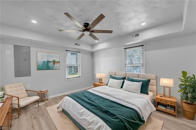 355 Ivy Home RD, Hampton, VA 23669