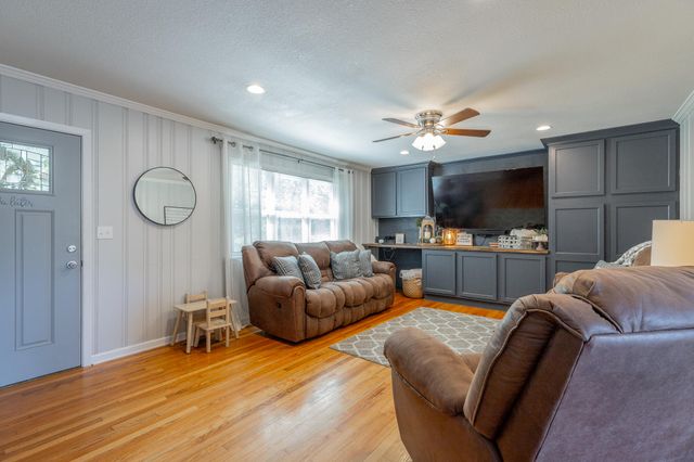 61 Cedar Lane, Trenton, GA 30752