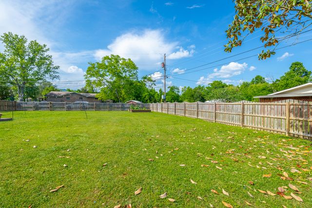 61 Cedar Lane, Trenton, GA 30752