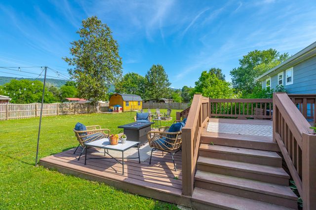 61 Cedar Lane, Trenton, GA 30752