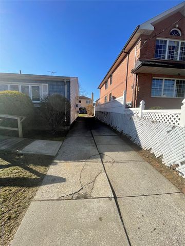 15458 20th Road, Whitestone, NY 11357