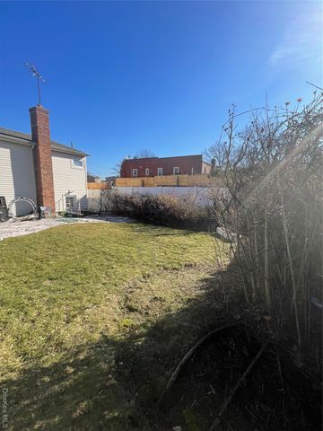 15458 20th Road, Whitestone, NY 11357