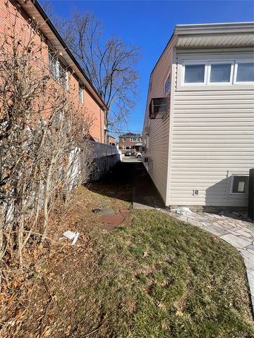 15458 20th Road, Whitestone, NY 11357