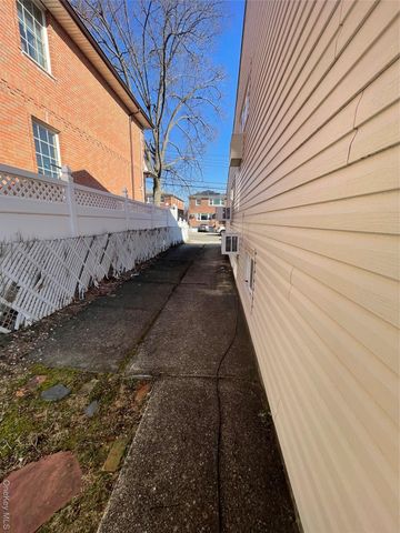 15458 20th Road, Whitestone, NY 11357