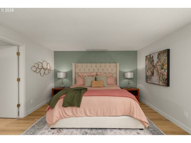 6002 SKYLINE Cir, West Linn, OR 97068