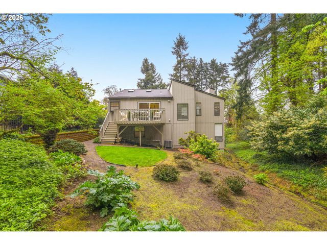 6002 SKYLINE Cir, West Linn, OR 97068