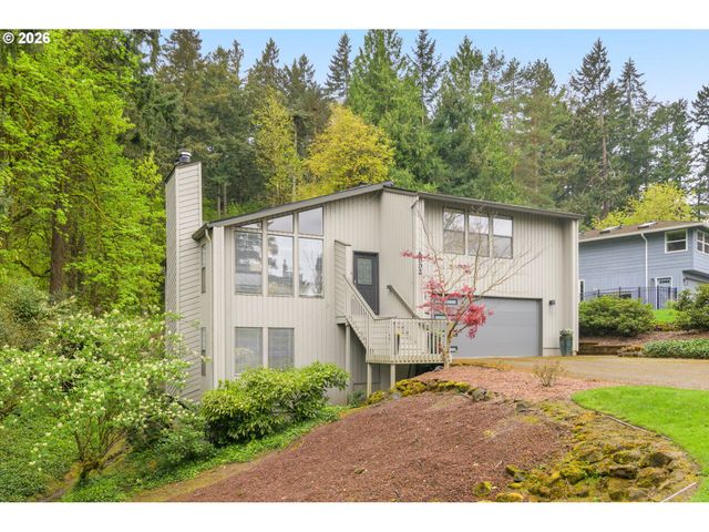 6002 SKYLINE Cir, West Linn, OR 97068