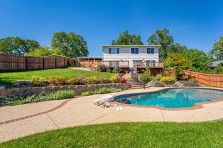 16123 Plateau Circle, Redding, CA 96001