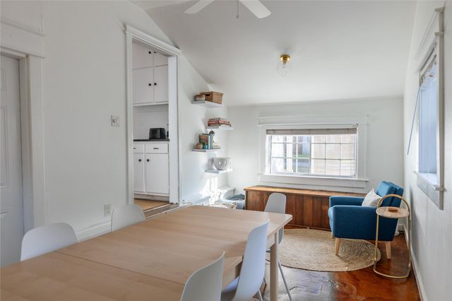 1028 E 43rd ST, Austin, TX 78751