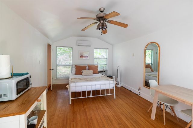 1028 E 43rd ST, Austin, TX 78751
