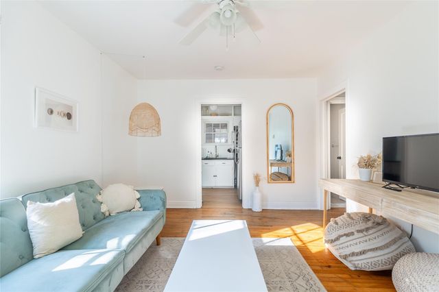 1028 E 43rd ST, Austin, TX 78751