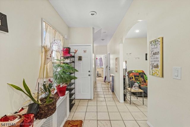 30 N 11Th St, Newark City, NJ 07107