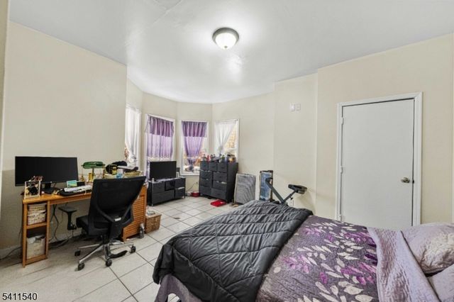 30 N 11Th St, Newark City, NJ 07107