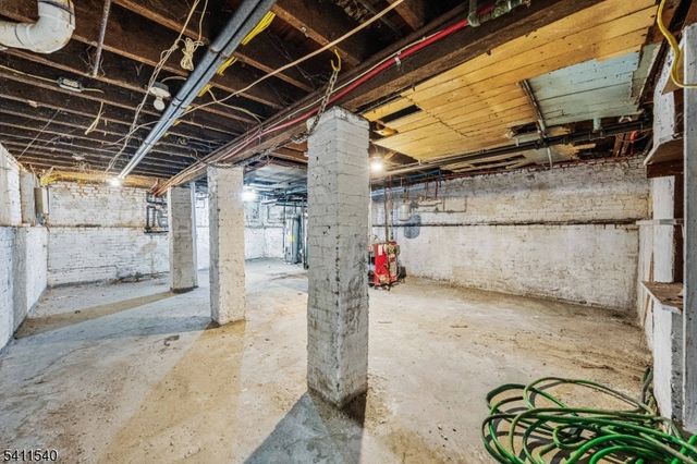 30 N 11Th St, Newark City, NJ 07107