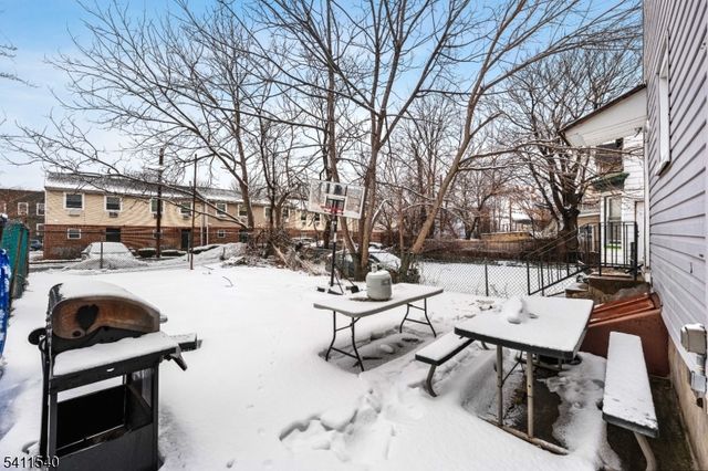 30 N 11Th St, Newark City, NJ 07107