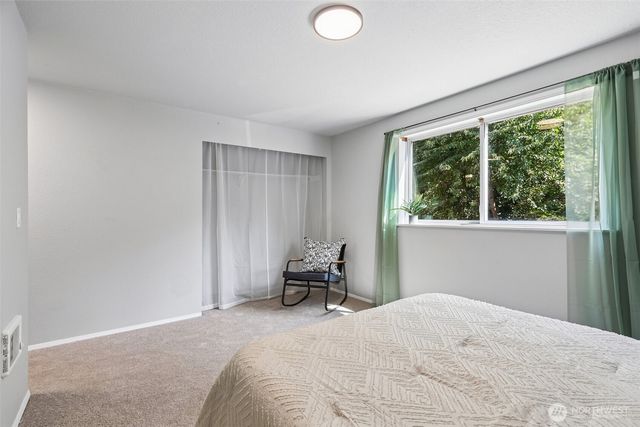 814 S Davies Road, Lake Stevens, WA 98258