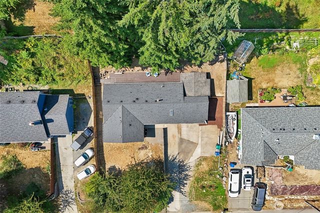 814 S Davies Road, Lake Stevens, WA 98258