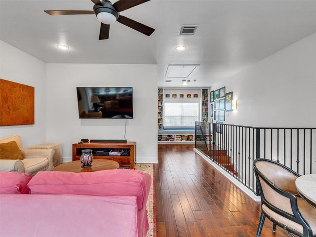 8202 Burkhart, Houston, TX 77055