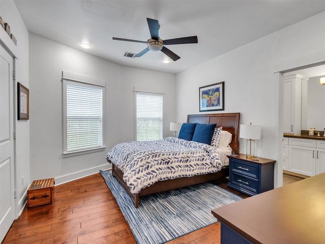 8202 Burkhart, Houston, TX 77055