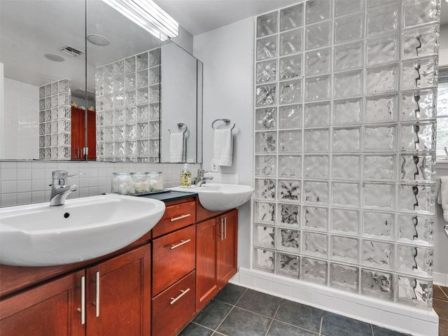 8202 Burkhart, Houston, TX 77055