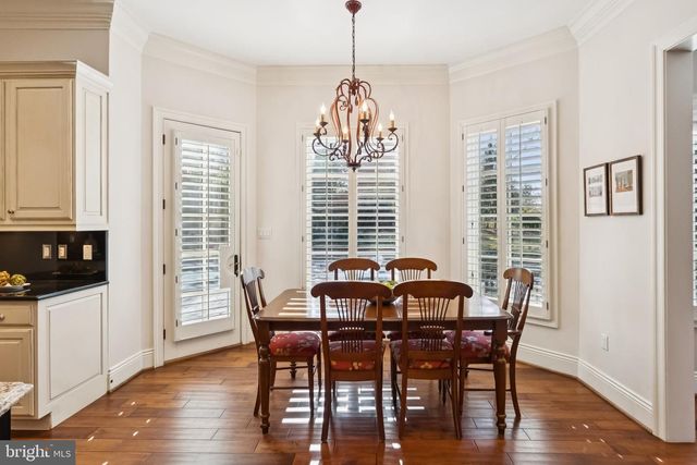 10700 BURBANK DR, Potomac, MD 20854