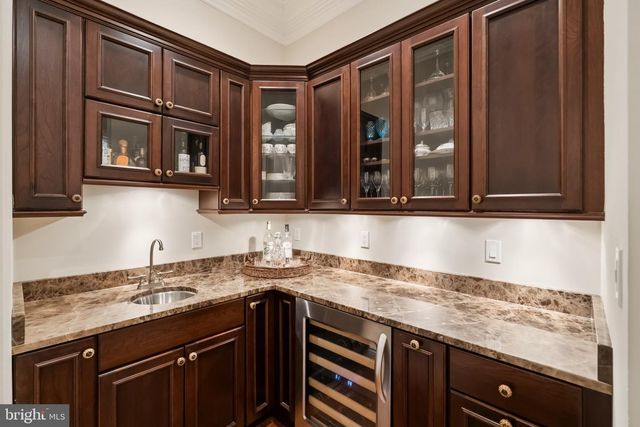 10700 BURBANK DR, Potomac, MD 20854