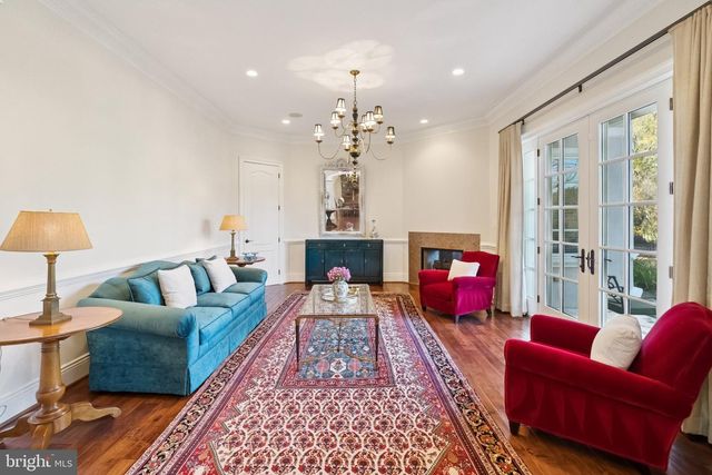 10700 BURBANK DR, Potomac, MD 20854