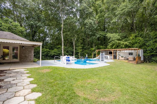 53 Lee Road 0518, Phenix City, AL 36870