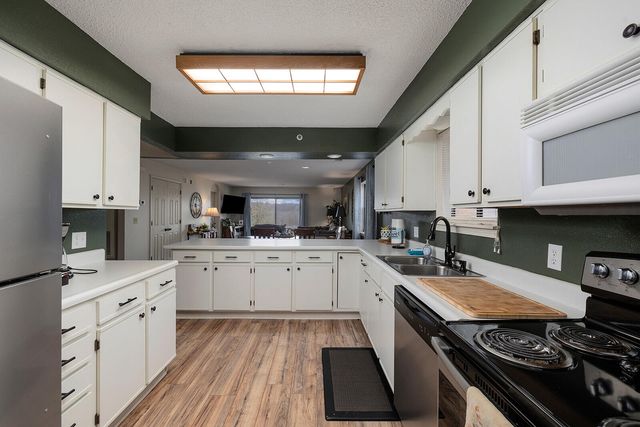 350 S Wildwood Drive F8, Branson, MO 65616