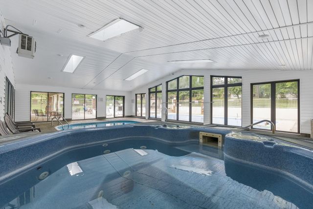 350 S Wildwood Drive F8, Branson, MO 65616