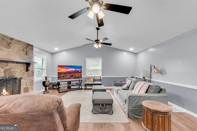 125 Smoke Rise Drive, Baldwin, GA 30511