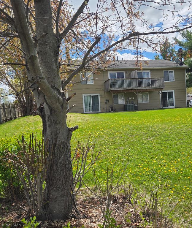 8704 Bass Creek Avenue N, Brooklyn Park, MN 55428 — photo 2