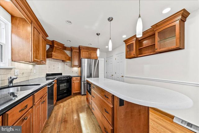 5 CROWN CT, Wilmington, DE 19810