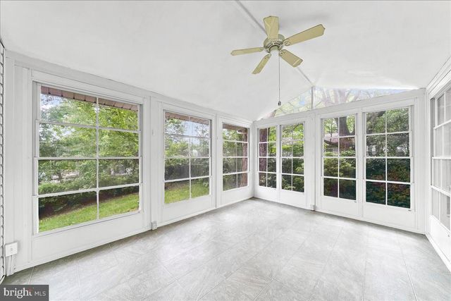 5 CROWN CT, Wilmington, DE 19810