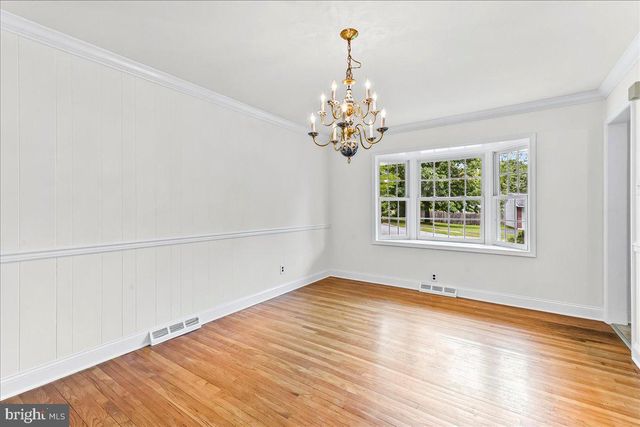 5 CROWN CT, Wilmington, DE 19810