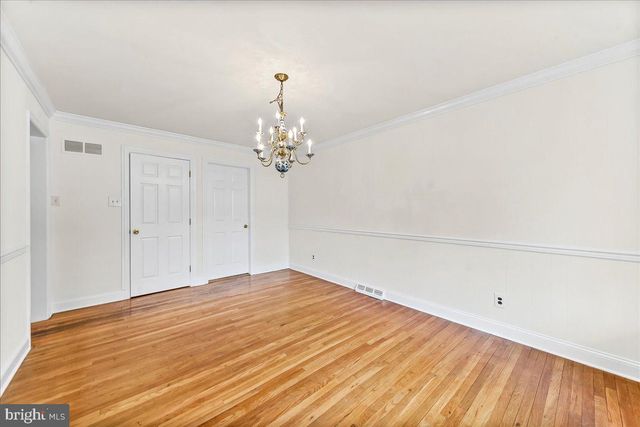 5 CROWN CT, Wilmington, DE 19810